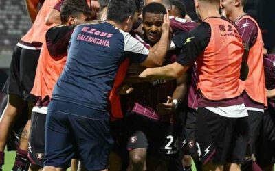 Un brutto episodio scatena la reazione di un calciatore. Ma il caso può rientrare