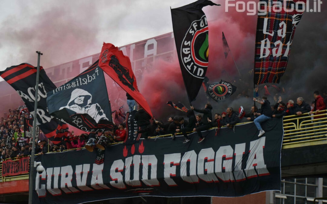 Anche Salerno al fianco dei tifosi del Foggia dopo la tragedia di stanotte