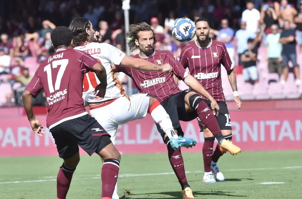 4-3-3 e almeno tre cambi di formazione: ecco il possibile undici della Salernitana contro il Bari