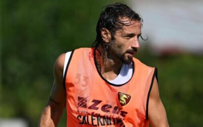 Ferrari si riprende la Salernitana. Il gran gesto sul rigore e l’esultanza sfrenata dopo il gol