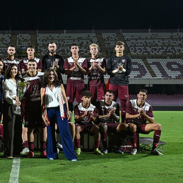 Salernitana-Reggina 1-0: luci e ombre all’Arechi, decide un autogol