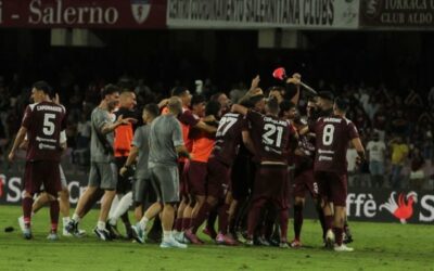 Un gruppo fantastico, che festa sotto la Sud! Il cuore compensa il mercato al risparmio
