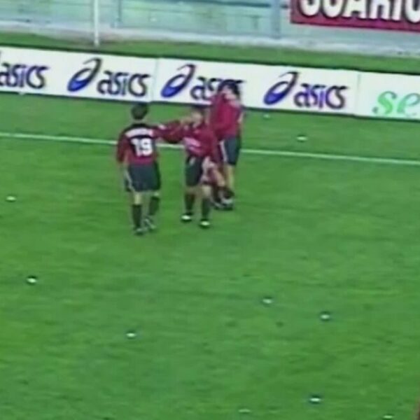 Ricchetti, granata in campo col lutto al braccio. La nota degli ultras