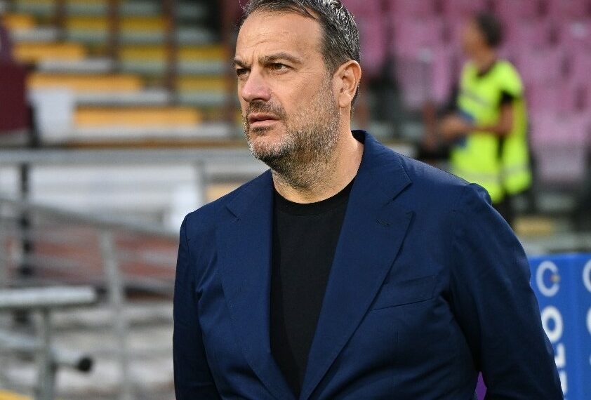 Faggiano ha deciso sul futuro del mister. Novità di mercato