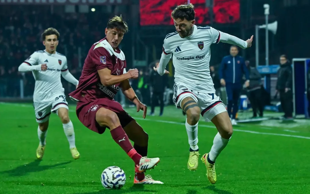 0-0 e tanti sbadigli all’Arechi. Ferrari sbaglia un rigore, fischi per tutti